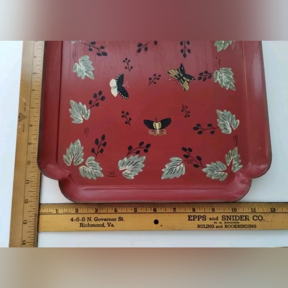 Vintage Hand Painted Butterfly Leaves Red Metal Tray Folk Art Cottagecore SIGNED - Picture 9 of 11